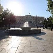 Εικόνες από την άδεια Αθήνα ανήμερα το Δεκαπενταύγουστο