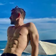 νεκρός
