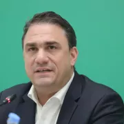 κώστας τσουκαλάς