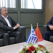 Αρναουτάκης Πρέσβης