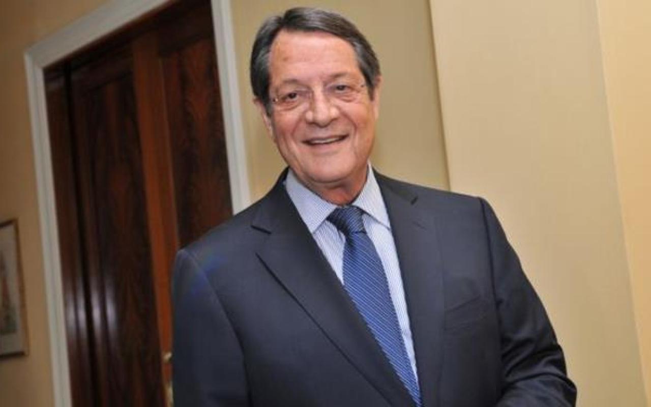 Σε εγχείριση μηνίσκου θα υποβληθεί ο πρόεδρος της Κύπρου Νίκος Αναστασιάδης