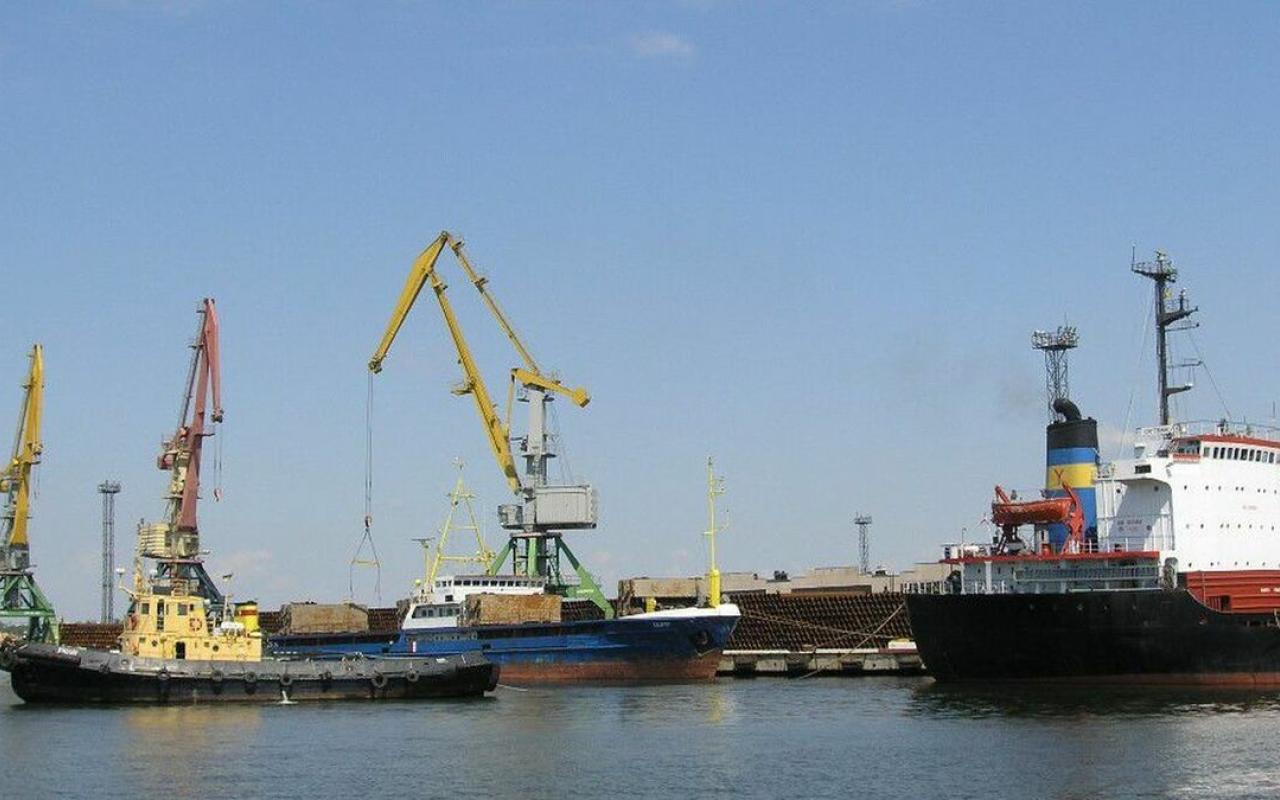 Στρατιωτικό χτύπημα στο λιμάνι Όλβια στη Μαύρη Θάλασσα 
