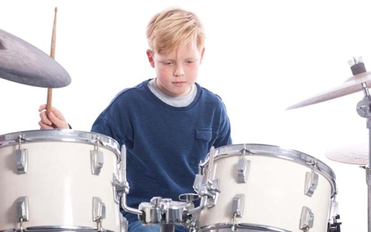 Τα δημοφιλή μουσικά όργανα που βοηθούν τα παιδιά με αυτισμό 