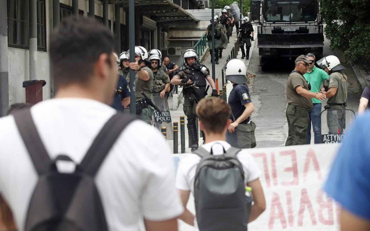 Διαμαρτυρία φοιτητών κατά της αστυνομικής παρουσίας στο ΑΠΘ 