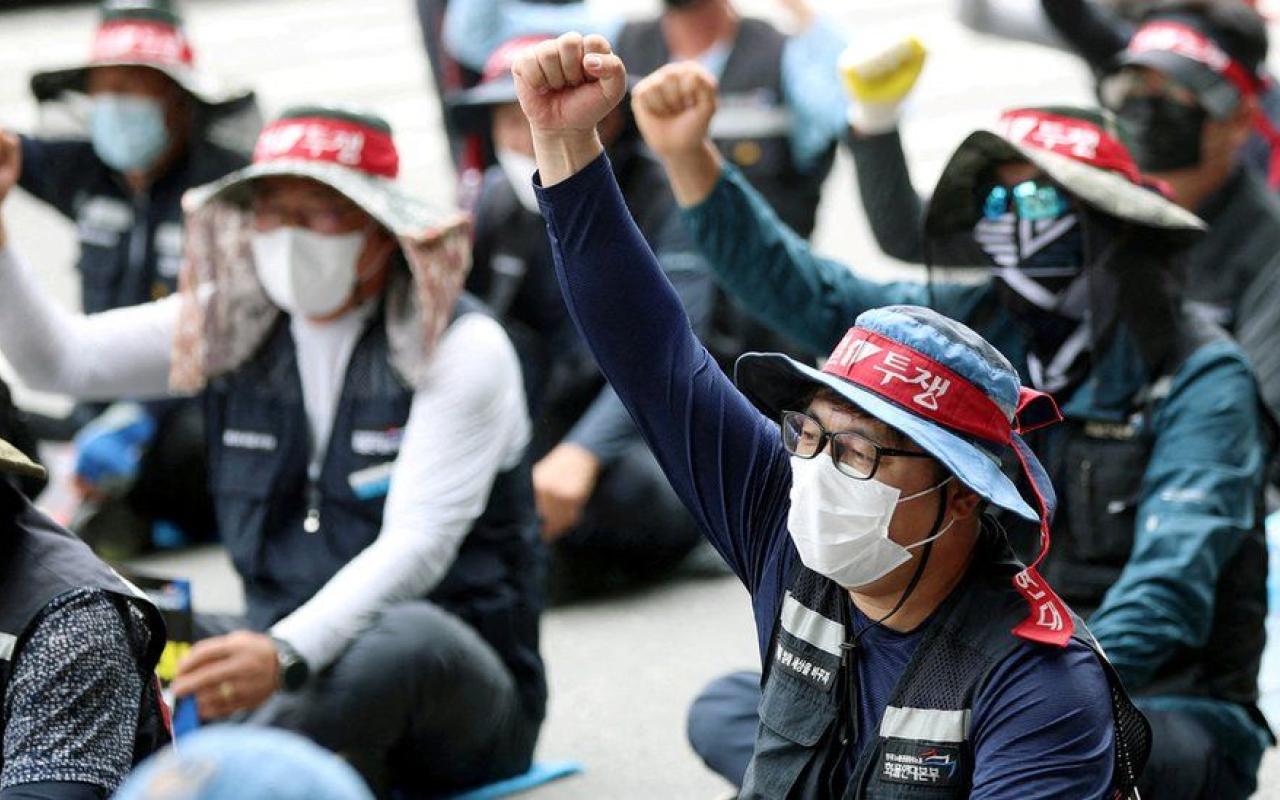 νότια κορέα απεργία