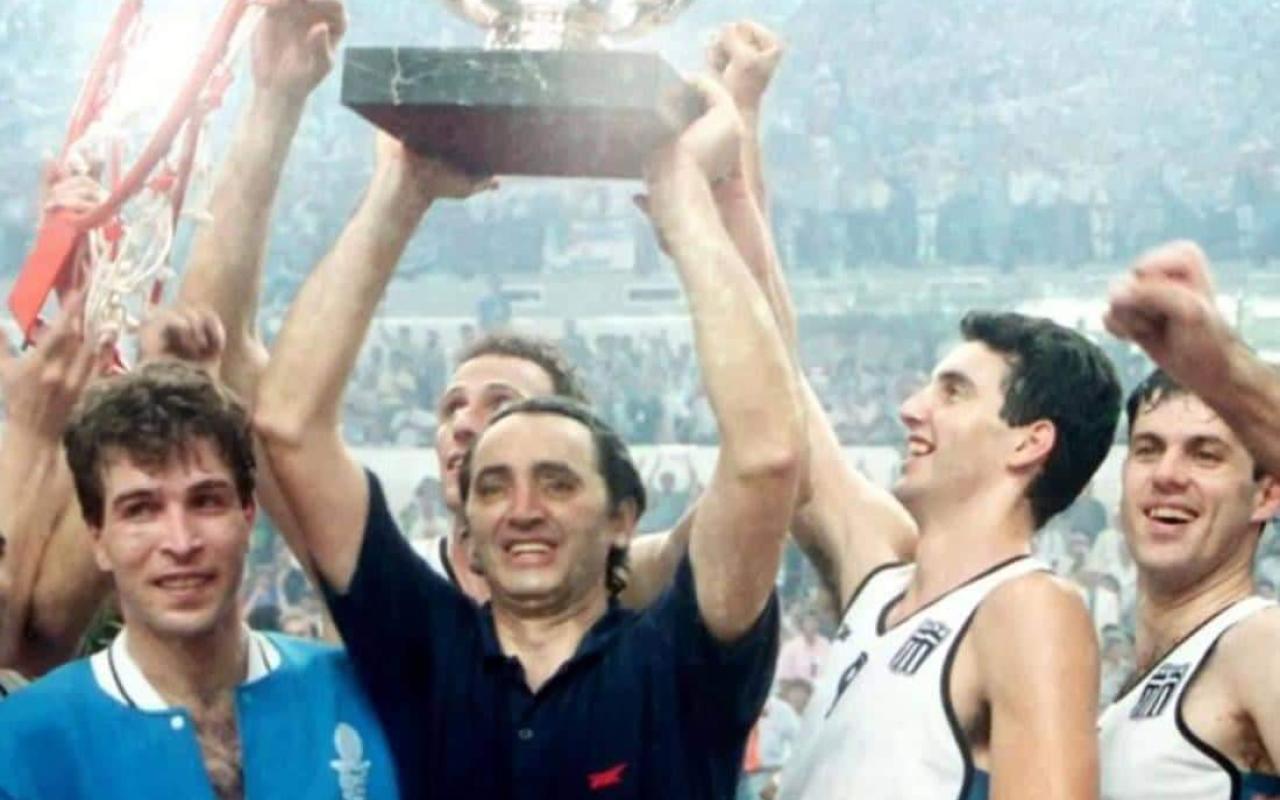 Ο Κώστας Πολίτης, ο προπονητής της Εθνικής ομάδας μπάσκετ, που κατέκτησε το Κύπελλο Ευρώπης το 1987, πέθανε σαν σήμερα το 2018