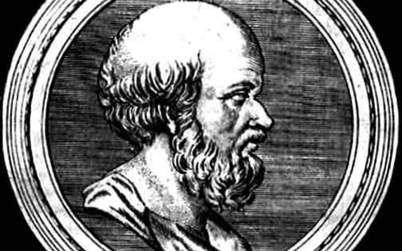 Ο Ερατοσθένης ήταν αρχαίος Έλληνας μαθηματικός, γεωγράφος, αστρονόμος, γεωδαίτης, μουσικός, ποιητής, ιστορικός, φιλόλογος και συγγραφέας και  θεωρείται ο πρώτος άνθρωπος στην ιστορία που υπολόγισε το μέγεθος της Γης και κατασκεύασε ένα σύστημα συντεταγμένων με παράλληλους και μεσημβρινούς