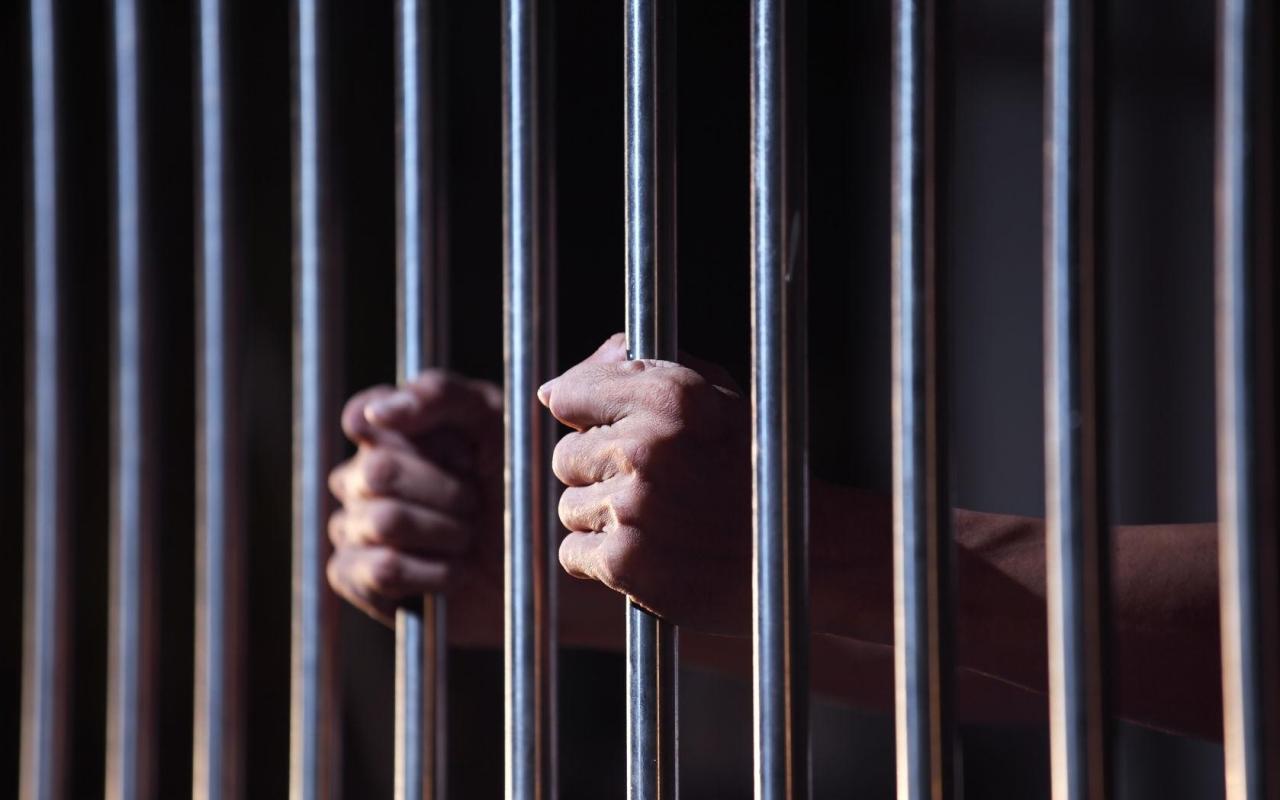 Γυναίκα καταδικάστηκε σε 50 χρόνια φυλάκιση επειδή το νεογέννητο μωρό της δεν επέζησε