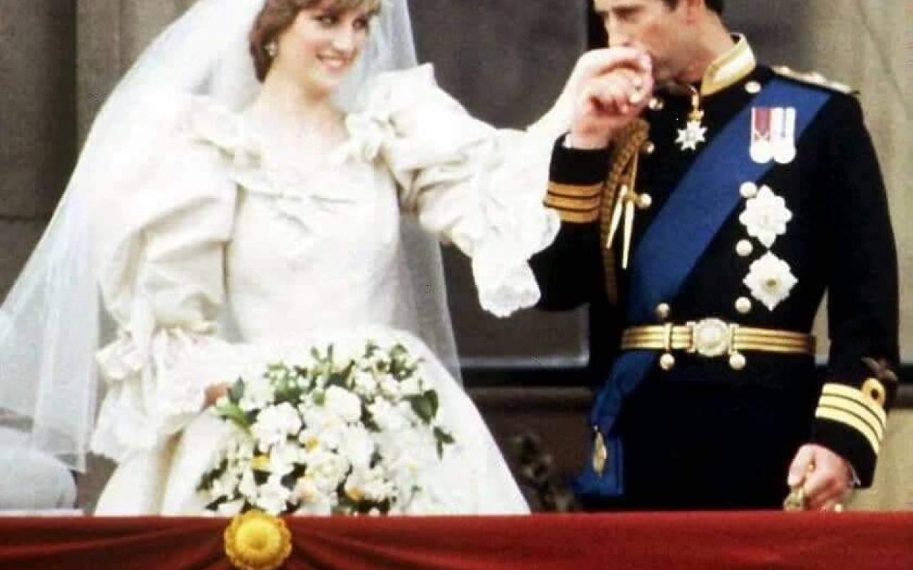 Ο Κάρολος και η Νταϊάνα παντρεύτηκαν σαν σήμερα το 1981