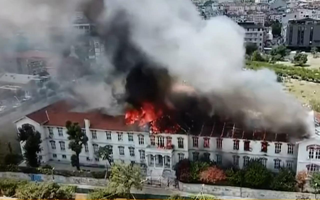 Καταστράφηκε ολοσχερώς το ελληνικό νοσοκομείο της Κωνσταντινούπολης