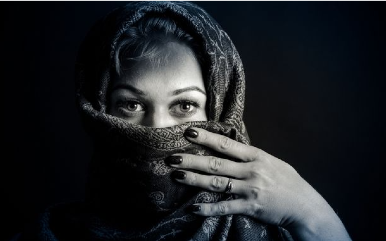 γυναίκα ιράν