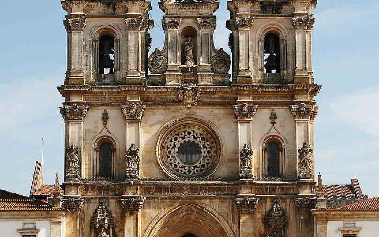 To ρωμαιοκαθολικό μοναστήρι Alcobaca στην Πορτογαλία