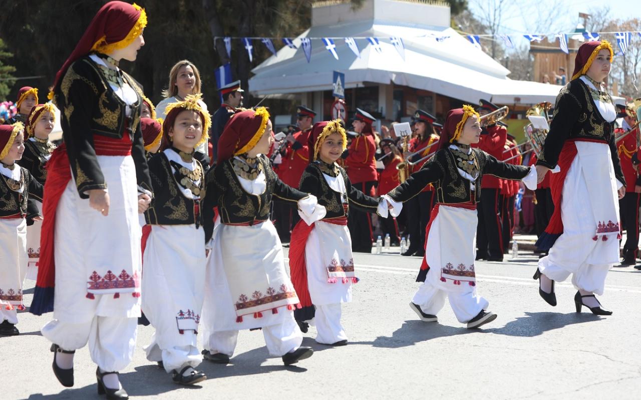 παρέλαση ηράκλειο 25η μαρτίου