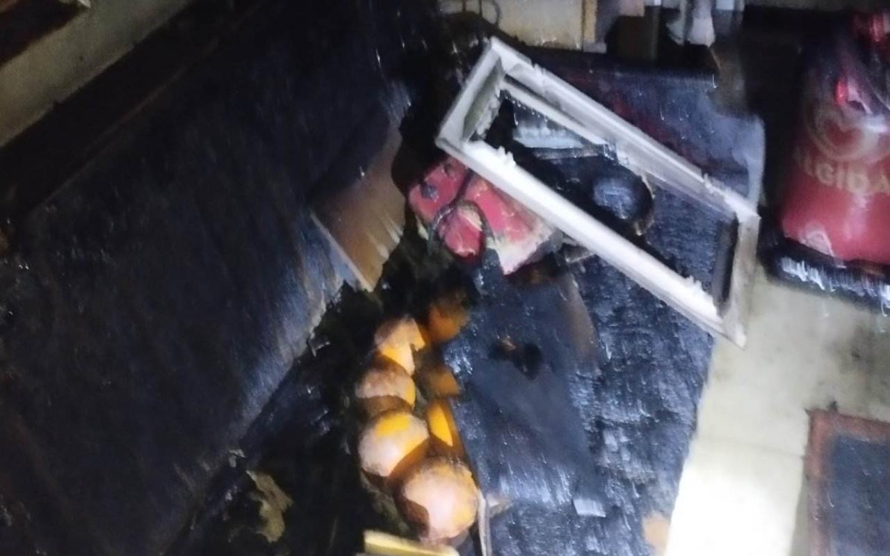 φωτιά μεζονέτα δαφνές