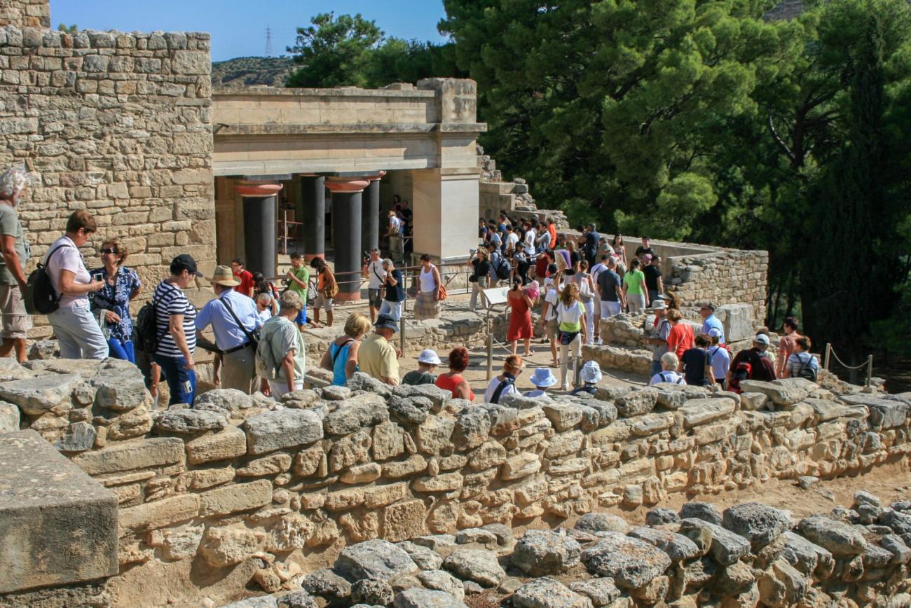 Menschenmassen in Knossos