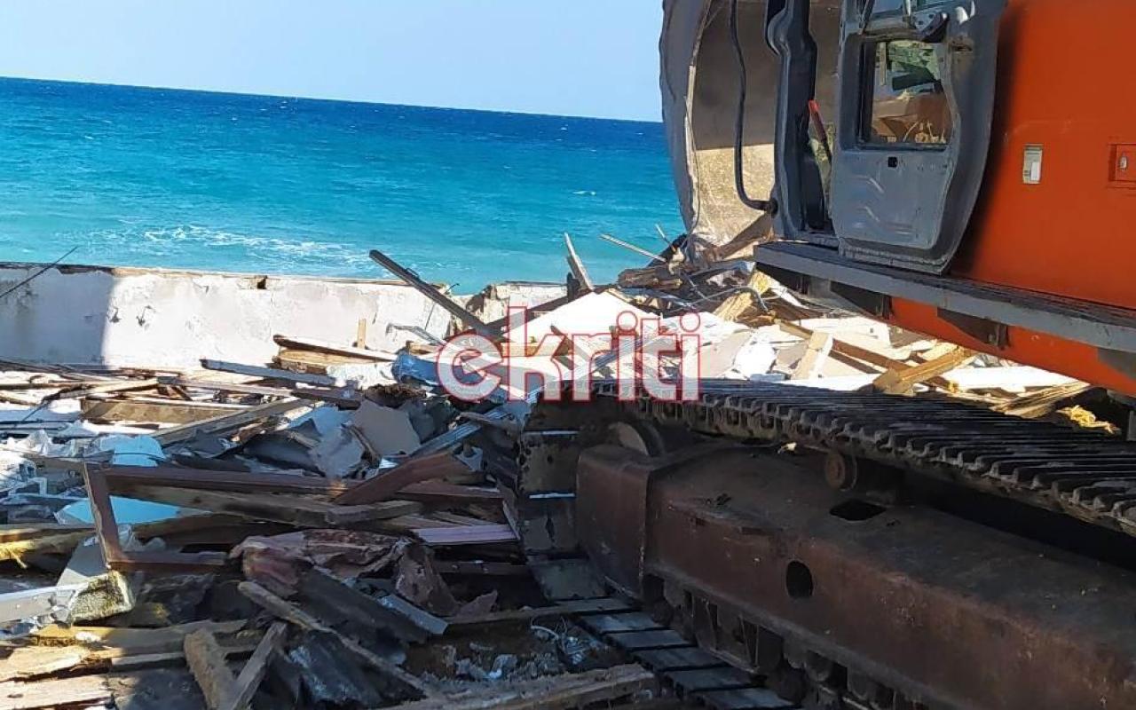 Κατεδάφιση στο Τομπρούκ