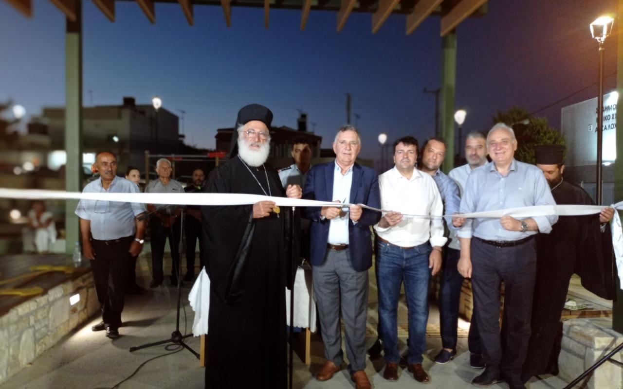 Πλήθος κόσμου στα εγκαίνια της νέας βιοκλιματικής πλατείας στο Αρκαλοχώρι