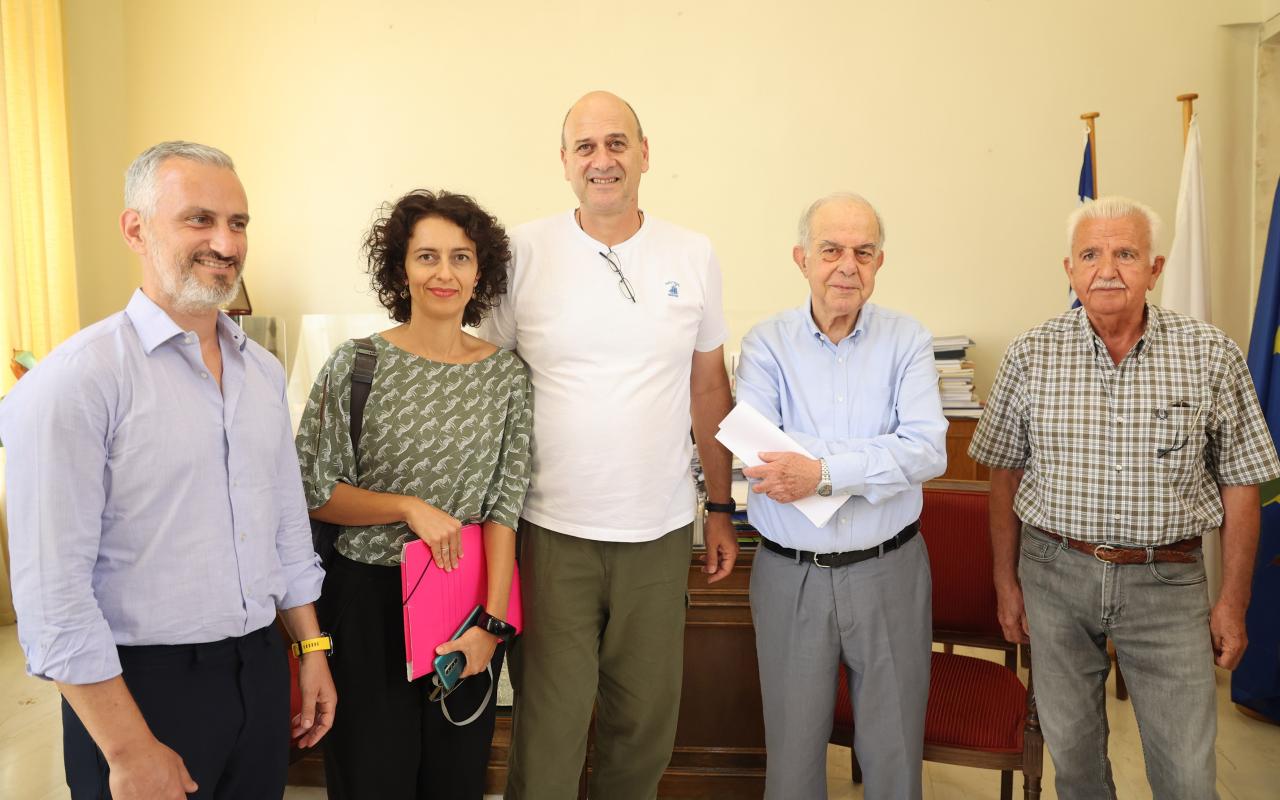 Υπογραφή σύμβασης για το τρίτο τμήμα του Πάρκου Ερυθραίας