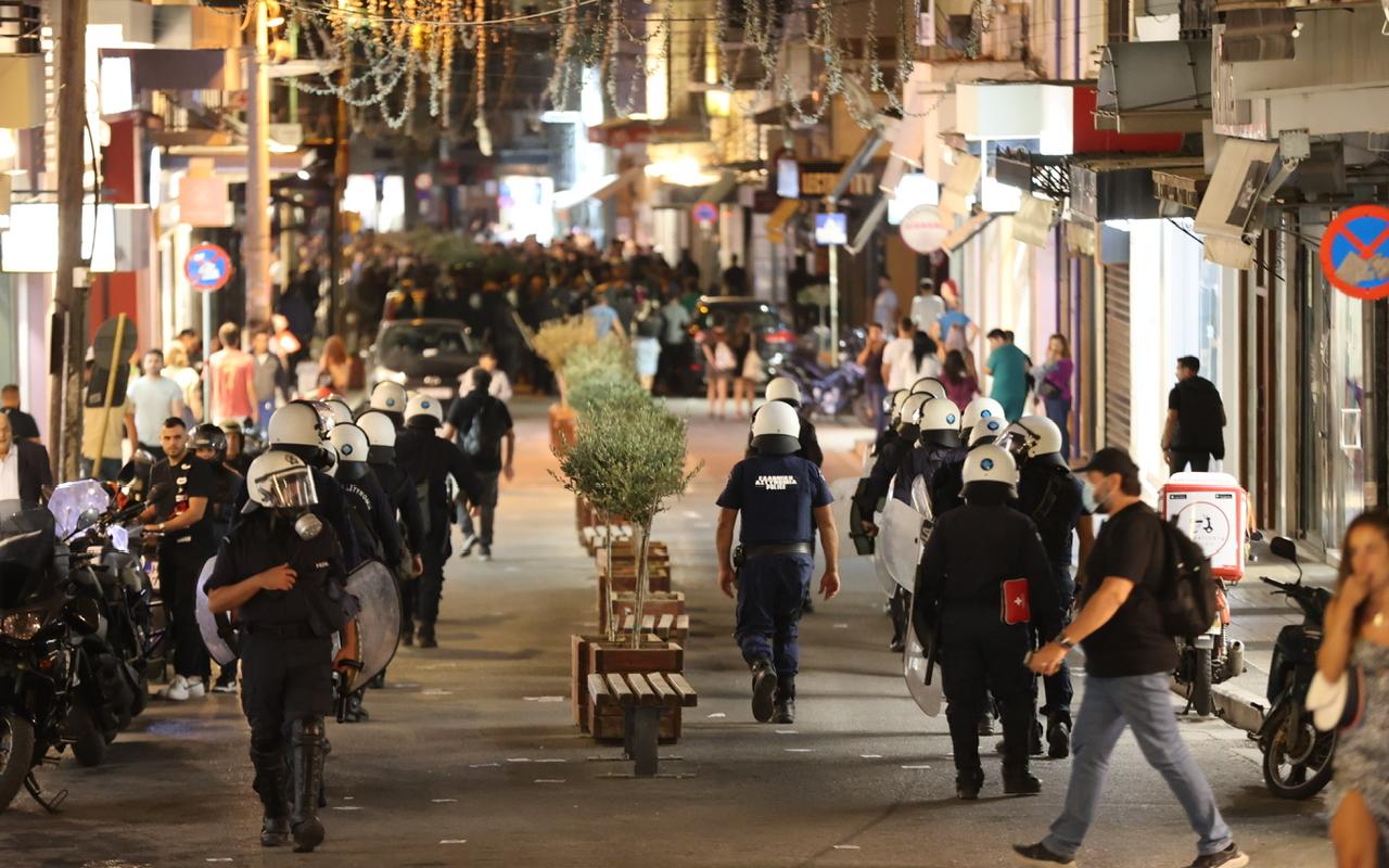 Ένταση και συγκρούσεις μεταξύ αστυνομίας και αντιεξουσιαστών
