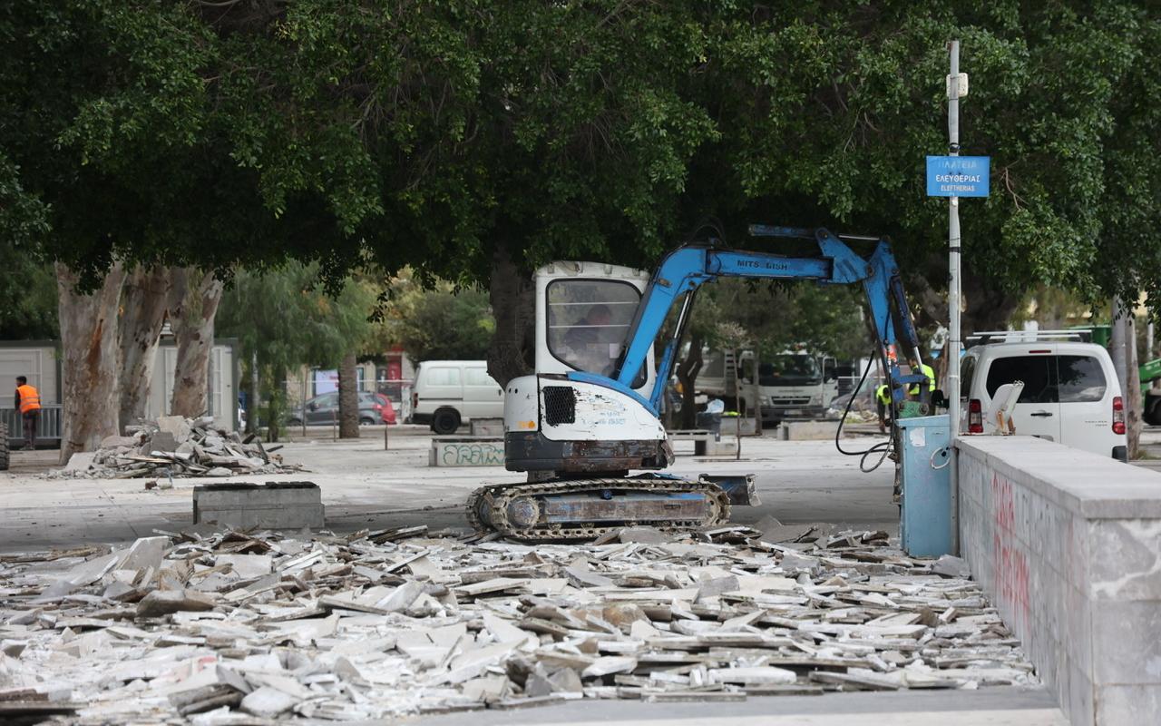 έργα στην Πλατεία Ελευθερίας