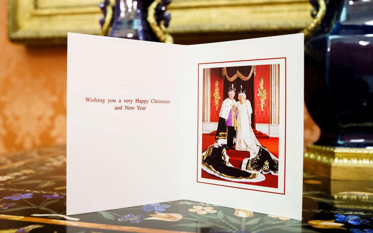 Την χριστουγεννιάτικη κάρτα του βασιλιά Κάρολος Γ‘ και της βασίλισσας 