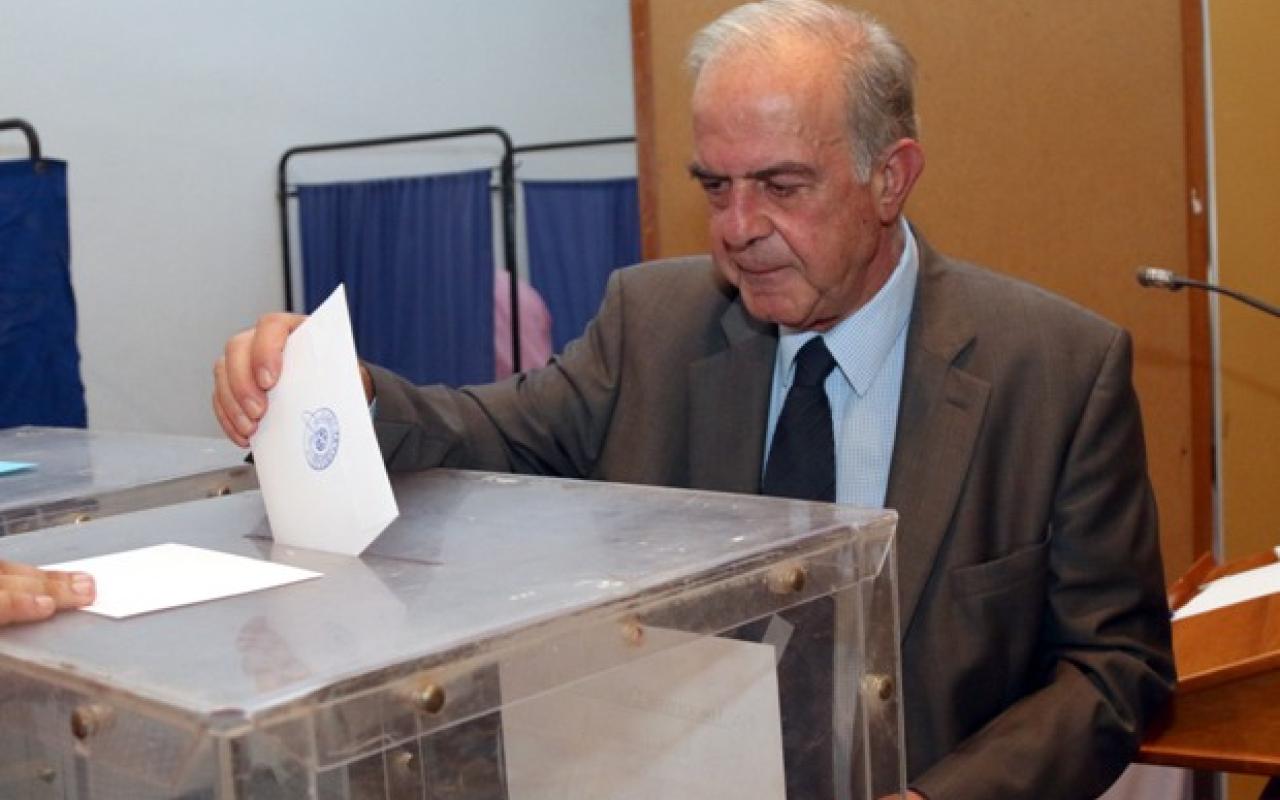 Επικράτηση Λαμπρινού στις εκλογές της ΠΕΔ Κρήτης με 12 έδρες