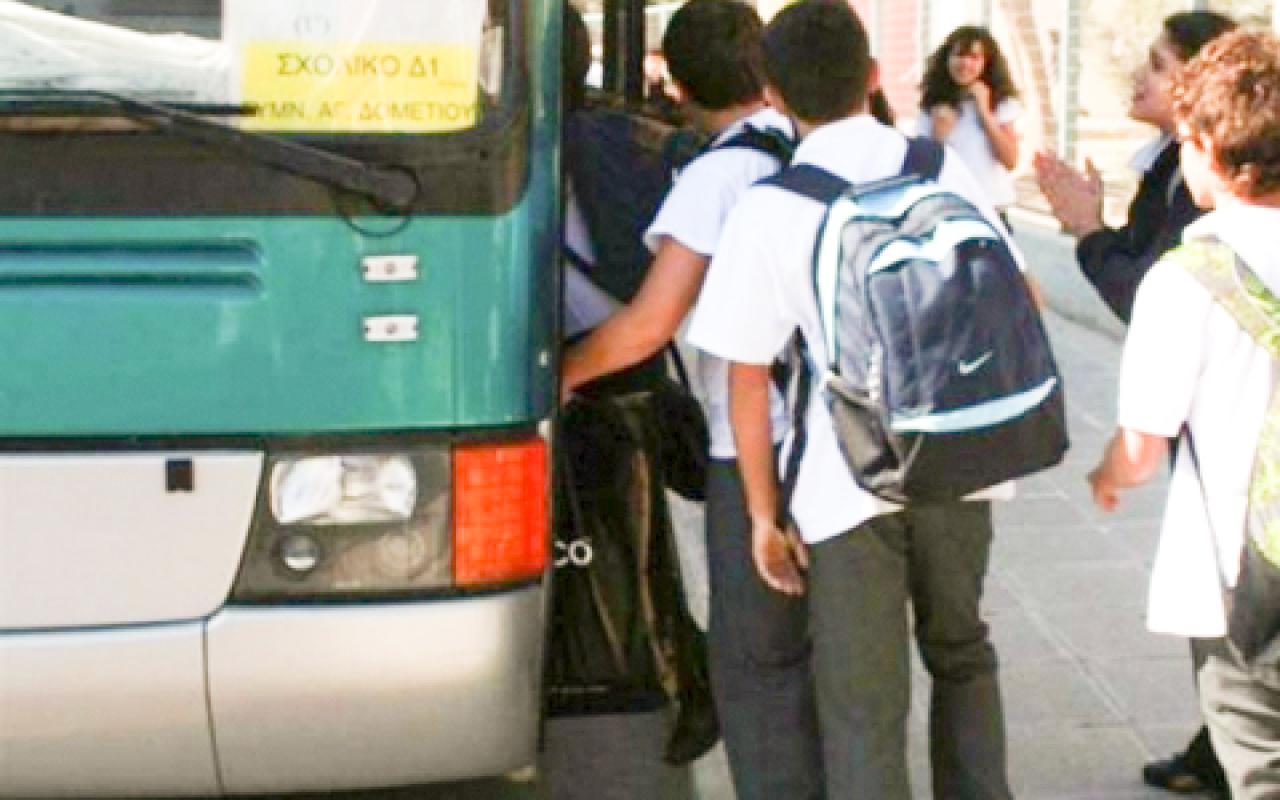 3,6 εκατ ευρώ στη Περιφέρεια Κρήτης για τη μεταφορά μαθητών - πως κατανέμονται στο νησί