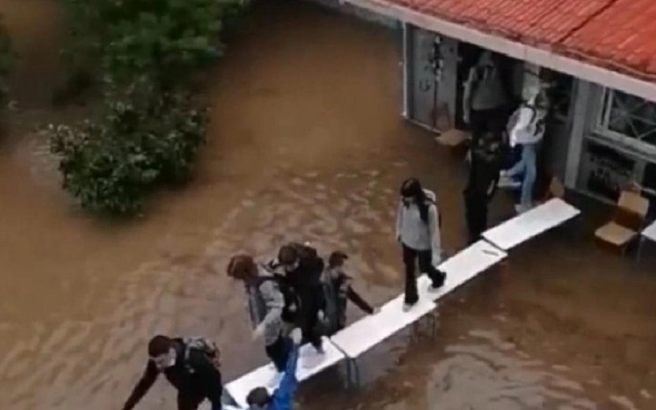 πλημμυρα σχολειο