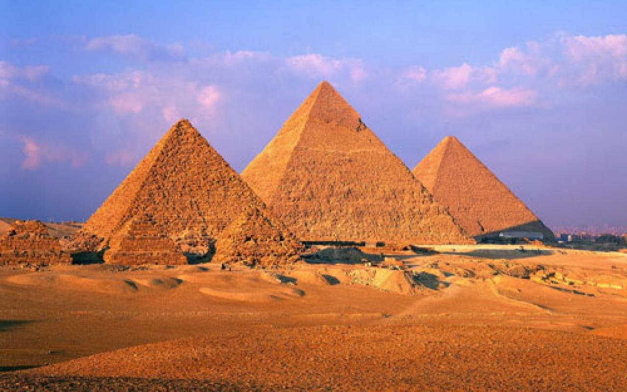 Φαραωνικό ναό 3.400 ετών έφερε στο φως ... λαθρανασκαφή στην Αίγυπτο