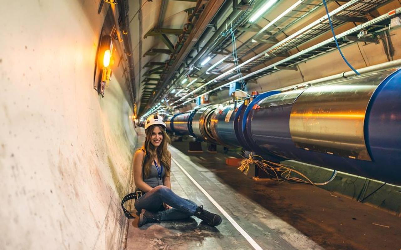 Ελληνίδα φωτογραφίζει την &quot;καρδιά&quot; του CERN