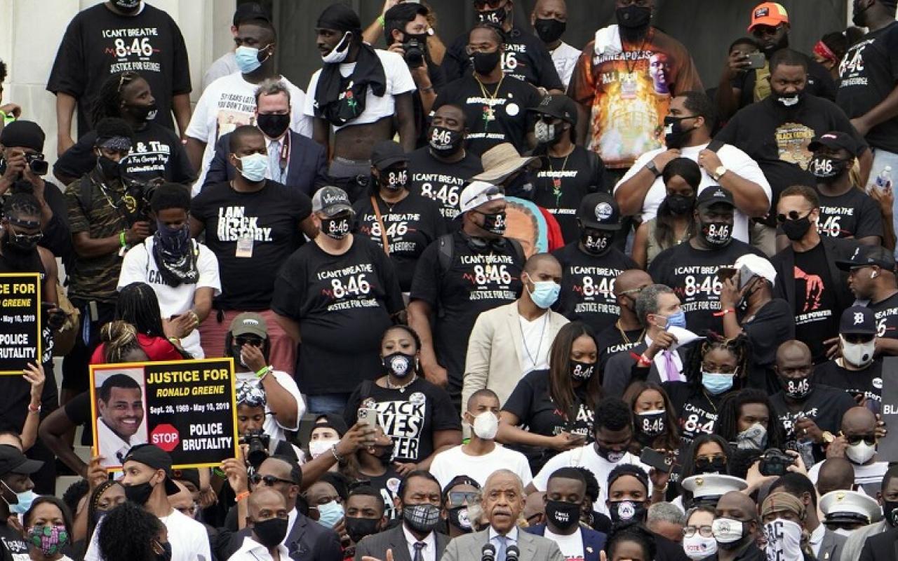 Χιλιάδες διαδηλωτές κατά του ρατσισμού στην 57η επέτειο ομιλίας του Μάρτιν Λούθερ Κινγκ