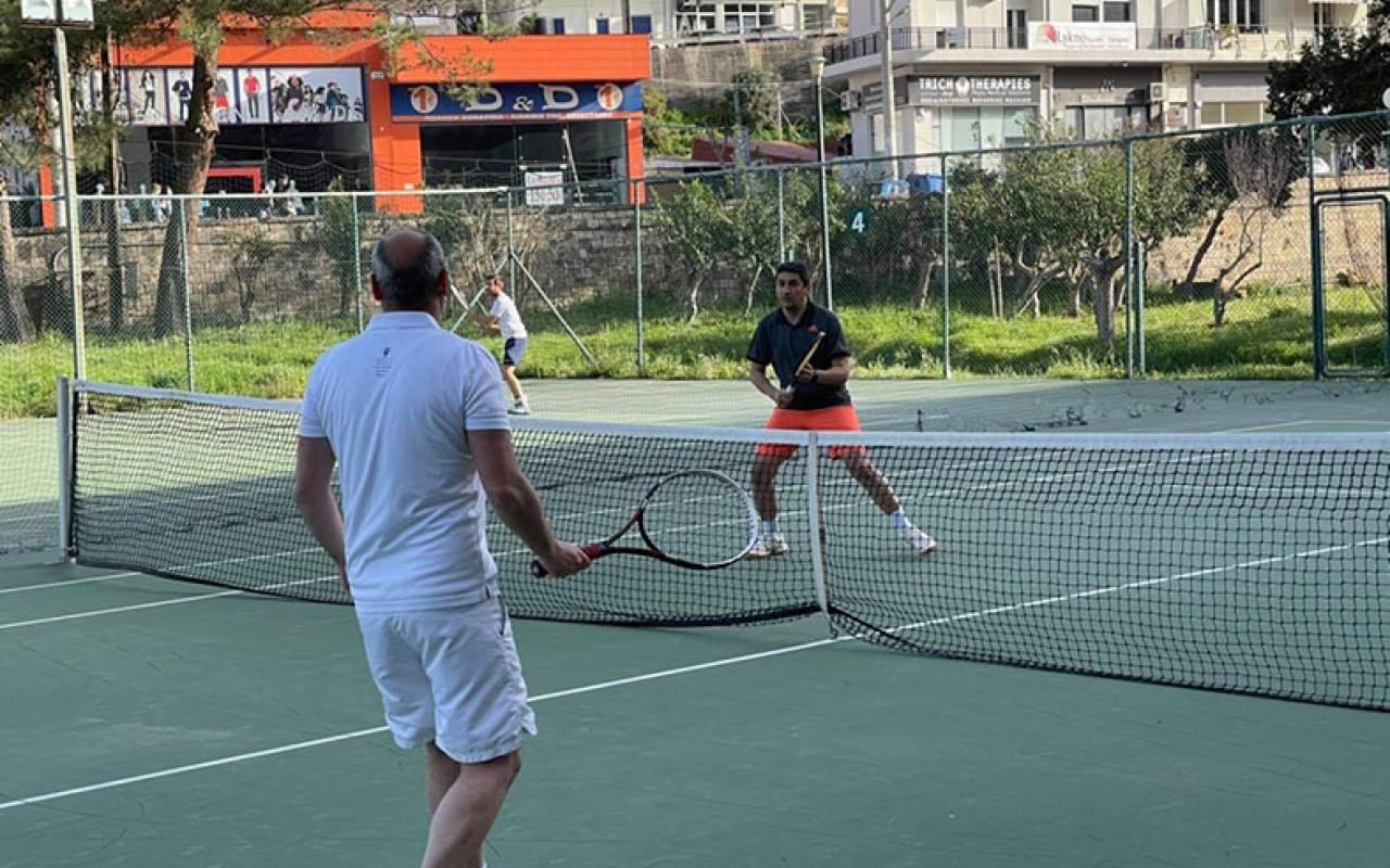 aygenakis-tenis.jpg