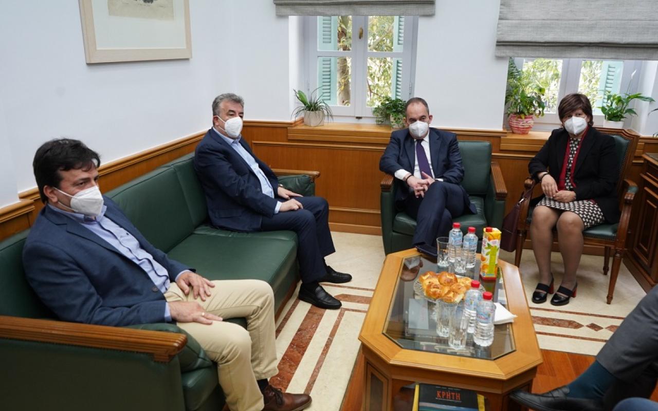 Επίσκεψη του Υπουργού Ναυτιλίας στην Περιφέρεια