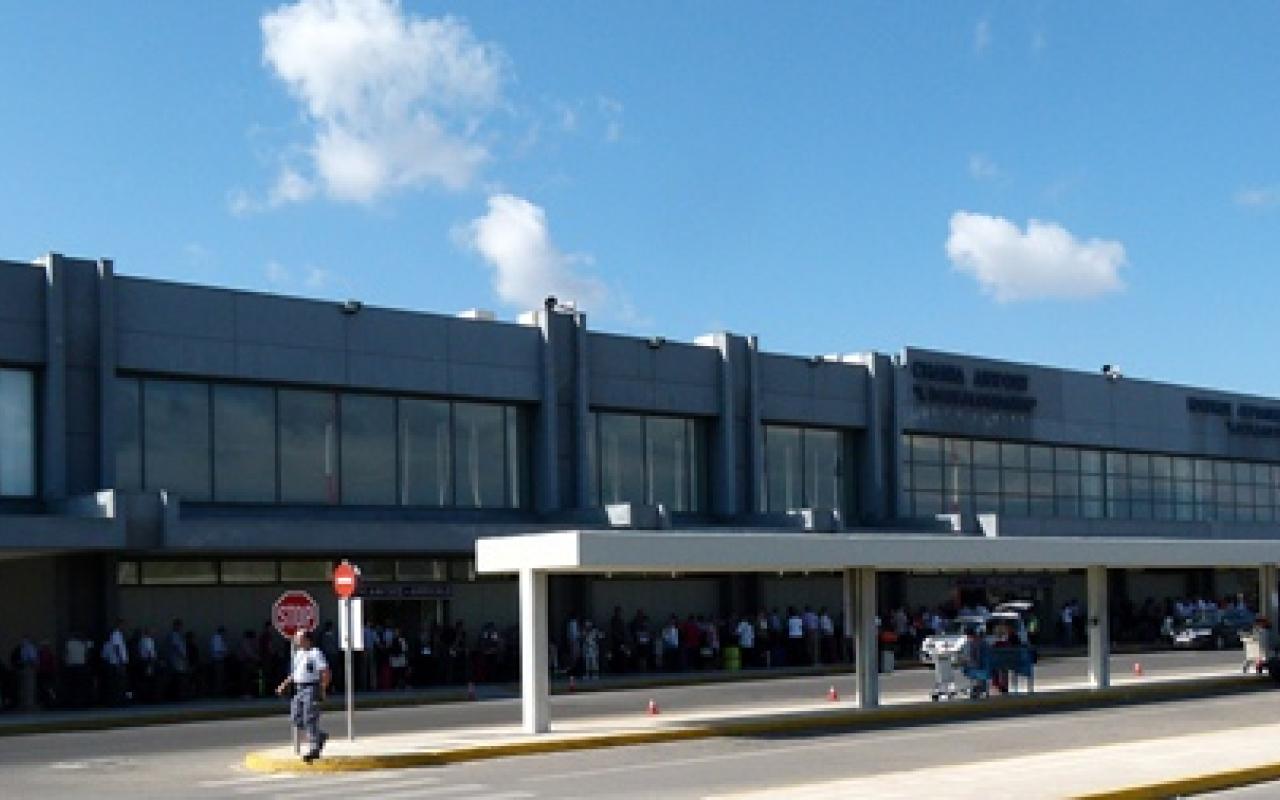 Κρίτων Αρσένης: Παράνομη και παράλογη η ιδιωτικοποίηση του αεροδρομίου Χανίων