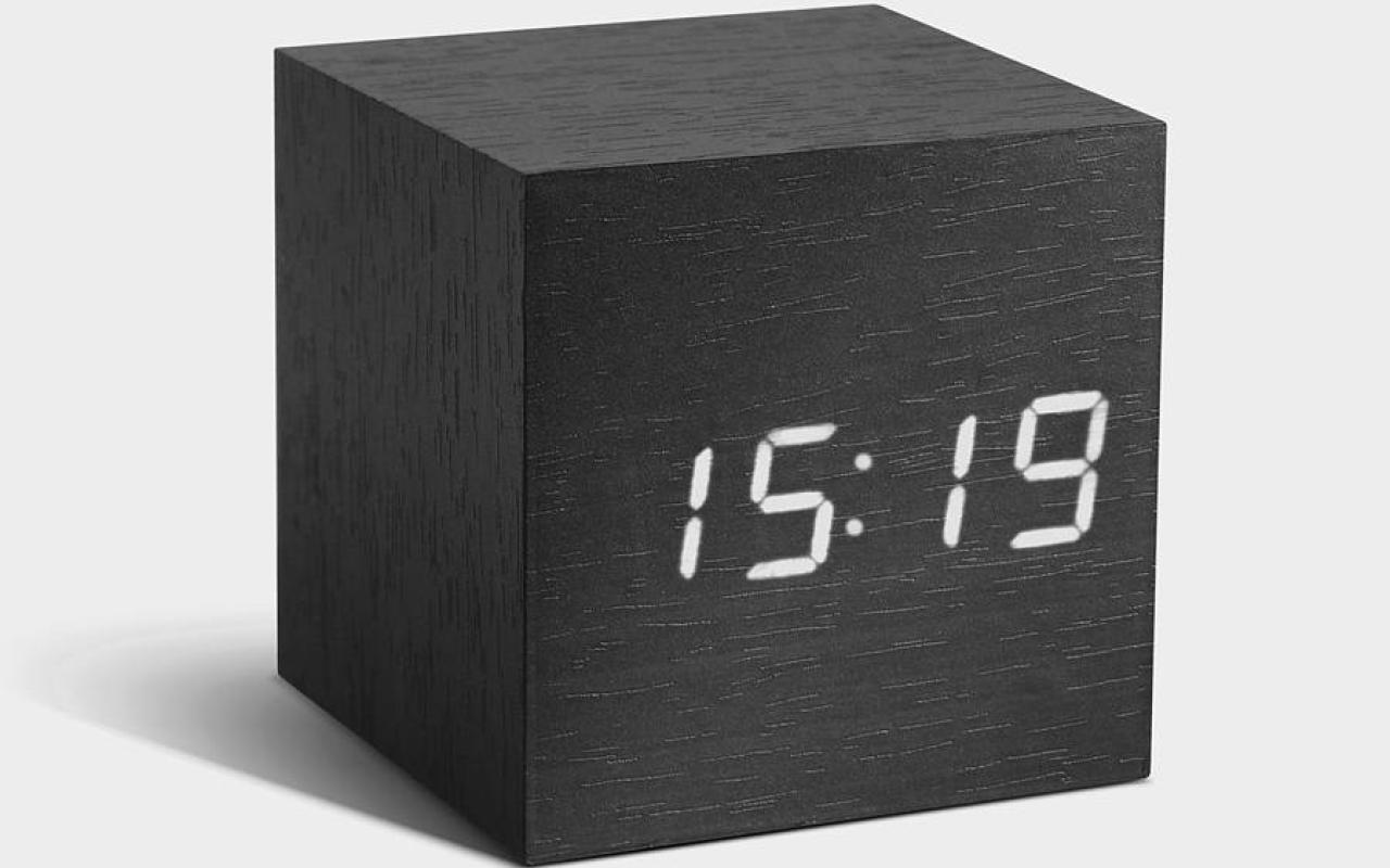 Click Clocks : &#039;Ενα διαφορετικό ξύλινο ρολόι (βίντεο)