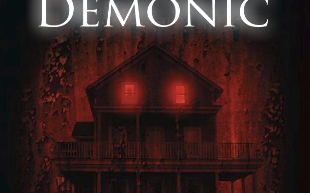 demonic_house_of_horror_cinema_kinimatografos_tainies_2015_thriler_horror.jpg