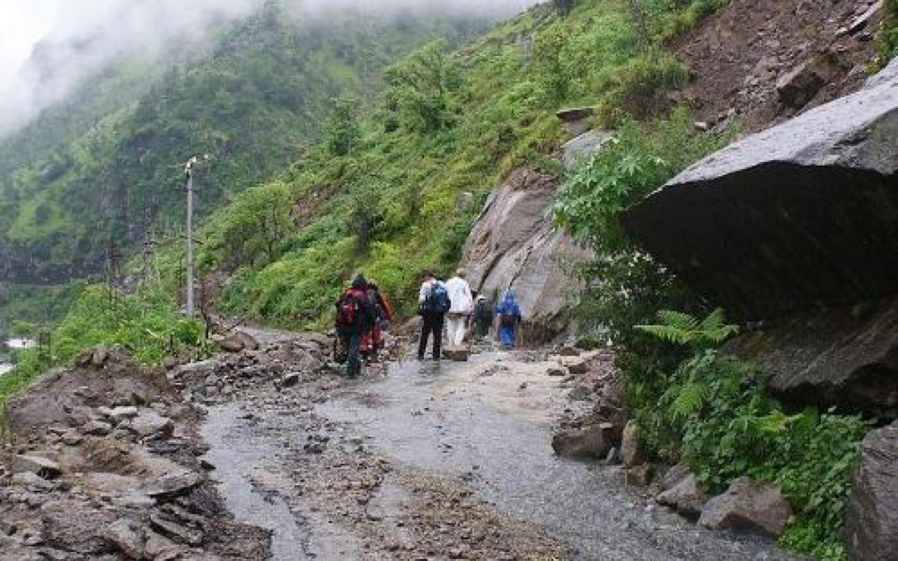 Ινδία: Τουλάχιστον 150 νεκροί από κατολίσθηση, λόγω σφοδρών βροχοπτώσεων