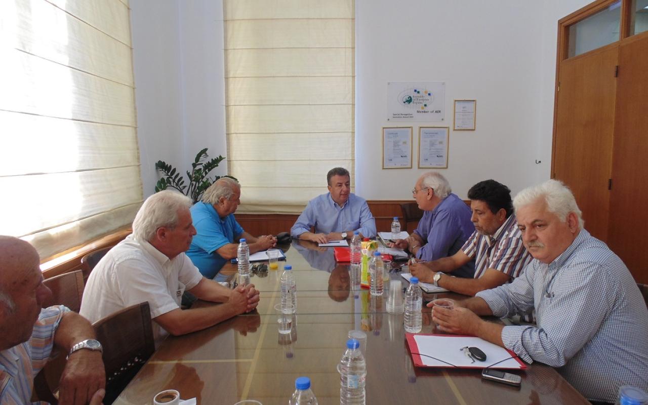 Συναντήσεις Περιφερειάρχη για την τοπική ανάπτυξη με δημάρχους της Κρήτης