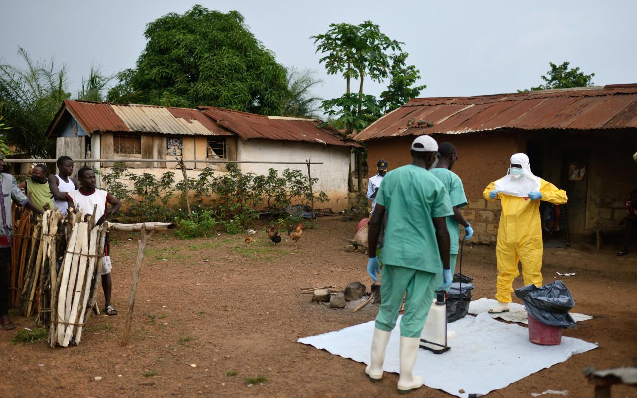Ο ιός Έμπολα εξακολουθεί να εξαπλώνεται στη Σιέρα Λεόνε και στη Γουινέα