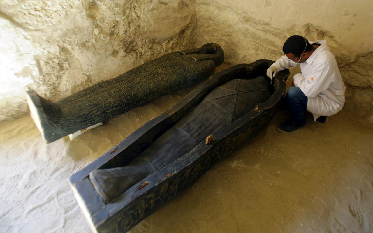 egiptos-sarkofagoi-mumies_-10-.jpg