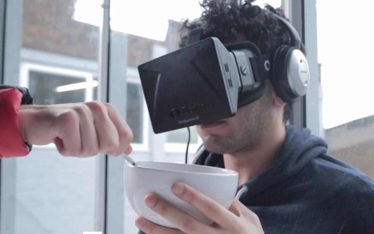 Θα ζήσει επί 28 ημέρες στην εικονική πραγματικότητα (βίντεο)