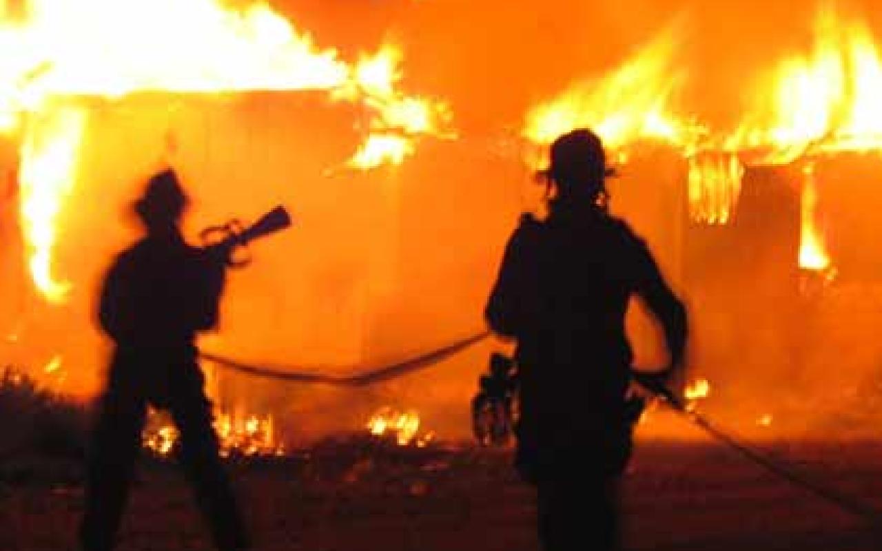 Φωτιά σε μπαρ τα ξημερώματα στην Αλικαρνασσό 