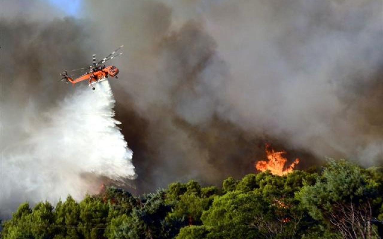 Υπό έλεγχο οι πυρκαγιές σε Σεληνάρι και Λειβάδια Κισσάμου