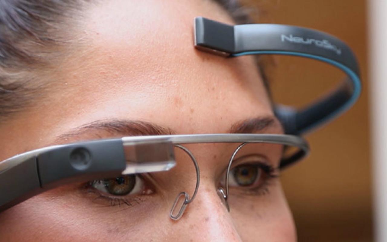 Με τη MindRDR μπορείς να ελέγχεις τα Google Glass με το μυαλό σου!