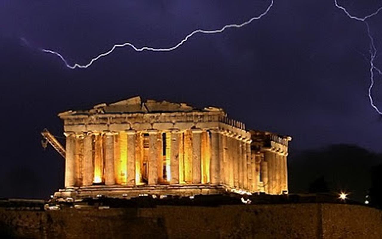 Το καλοκαίρι η διαπραγμάτευση για το ελληνικό χρέος, λέει ο ‘Ολι Ρέν