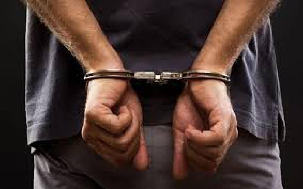 32χρονος συνελήφθη στη Σπάρτη για εμπρησμούς και φθορές σε σπίτια και αυτοκίνητα