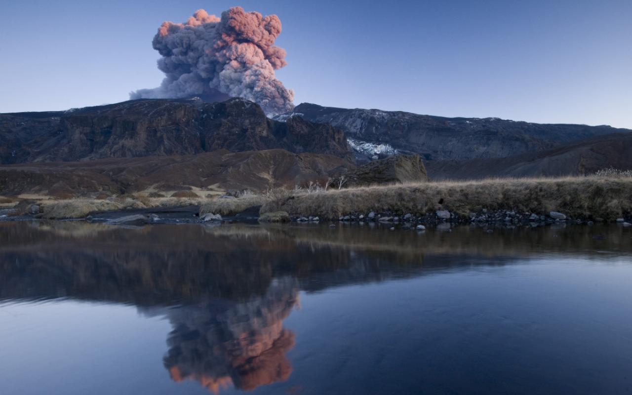 Λήξη συναγερμού στο ηφαίστειο Μπαρνταρμπούνγκα