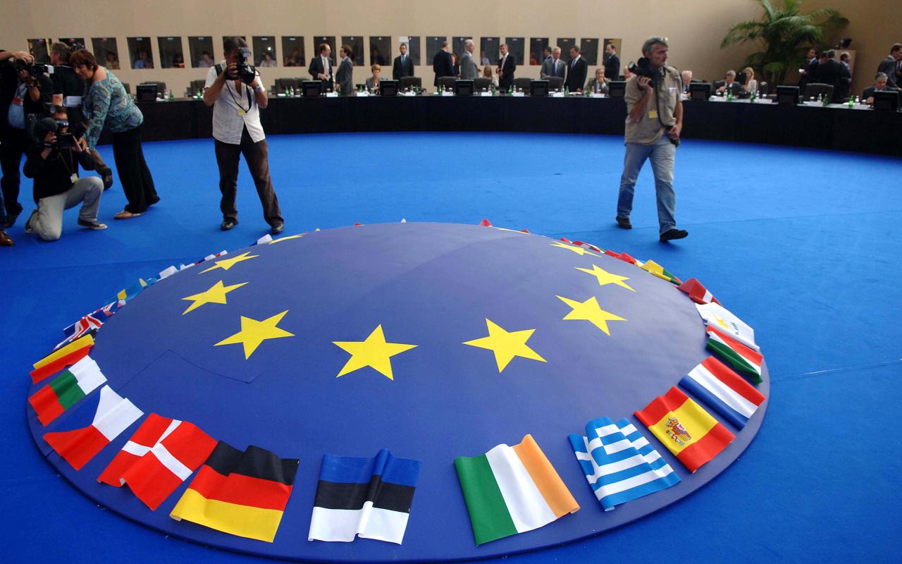 Στο επίκεντρο του Ecofin αλλά εκτός ατζέντας η Ελλάδα
