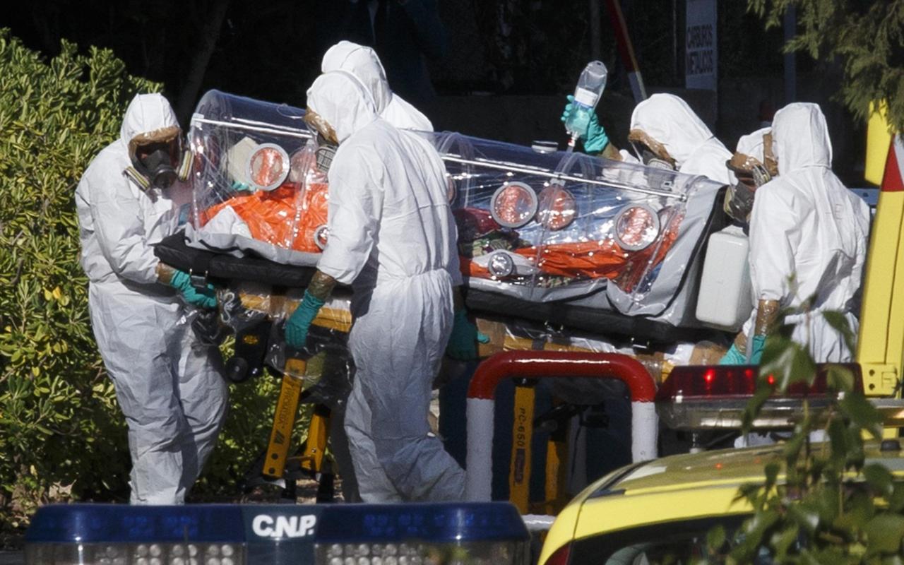 Εικονολήπτης του NBC, κόλλησε τον ιό Έμπολα σε αποστολή στη Λιβερία