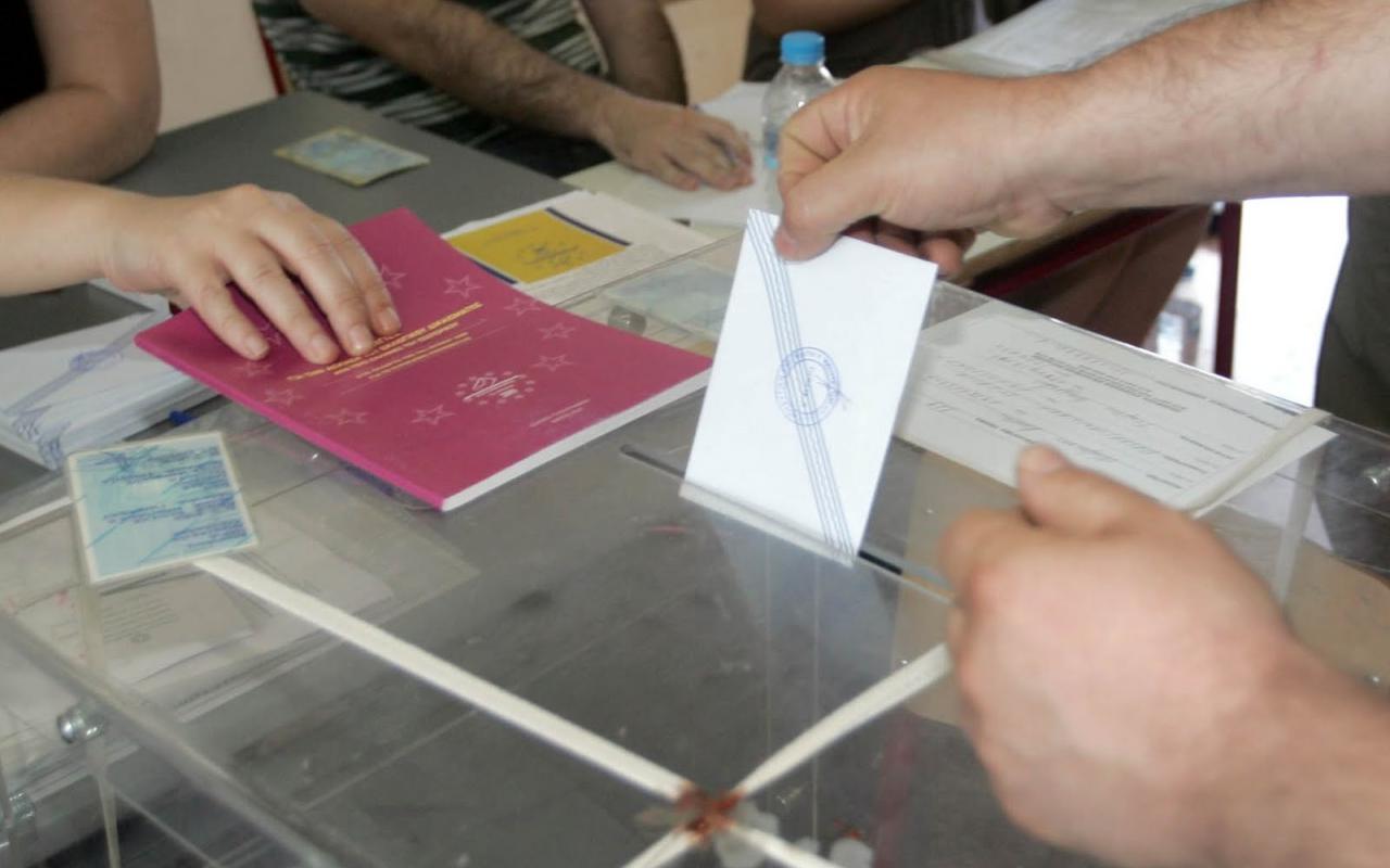Με μικροπροβλήματα ξεκίνησε η εκλογική διαδικασία στην Κρήτη